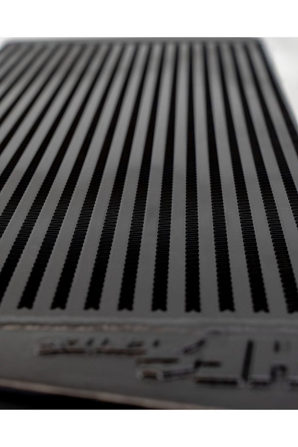 HF-Series 11.5 Lt universal intercooler 540x280x76mm - 4