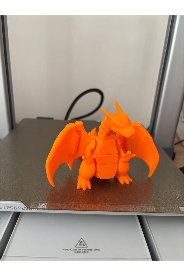 Hareketli Pokemon Charizard Figürü - 1