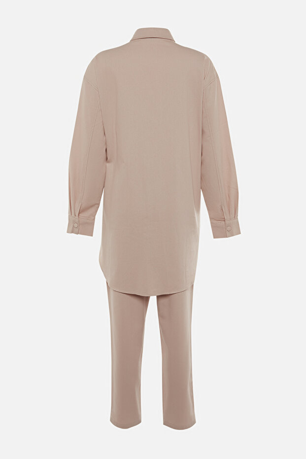Krem Gabardin Kumaş Safari Cep Detaylı Çıtçıt Detay Gömlek-Pantolon Dokuma Takım TCTAW22US0013 - 9