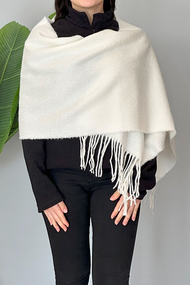 Ecru Tasseled Boucle Scarf Shawl - 45X200 Cm, Model 1285