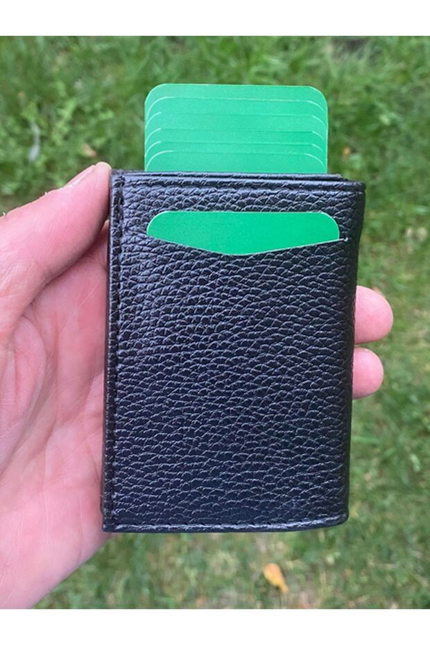 محفظة من الجلد الصناعي بسعة 10 بطاقات - مزودة بآلية، ومتوفرة لحفظ العملات المعدنية - 3