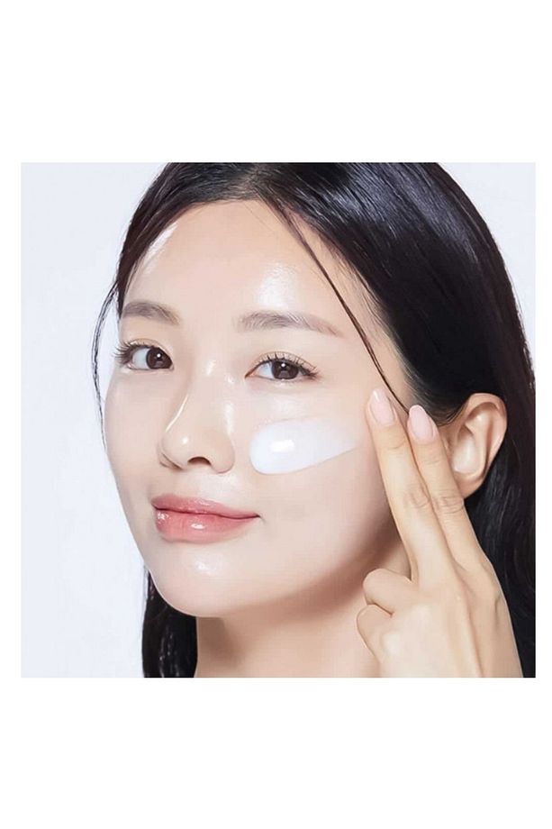 Mooltox Hyaluron Layer Wrapping Mask(Yüzü nemlendirmek için maske) - 6