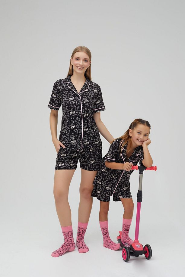 Lisanslı Düğmeli Siyah Kısa Kollu Şortlu 100% Pamuklu Pijama Takım Roz-250 - 2