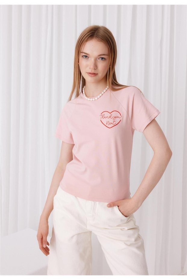 Women's Thank You Next Embroidery Printed Powder Color Short Sleeve T-Shirt