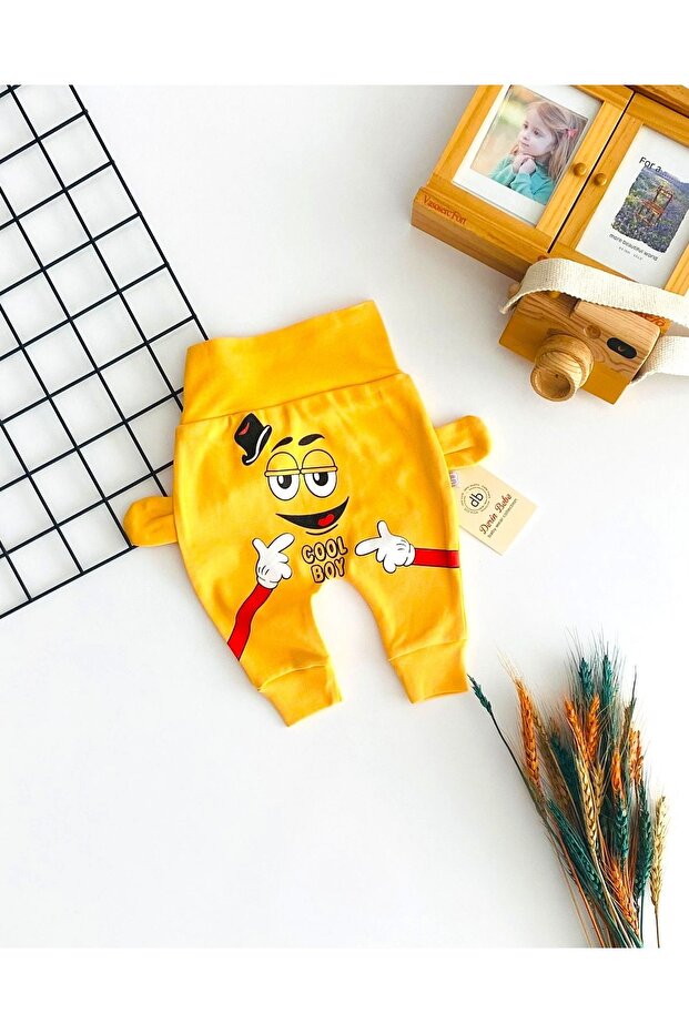 قماش موسمي مطبوع عليه Cool Boy من Cheerful Babies باللون الأصفر