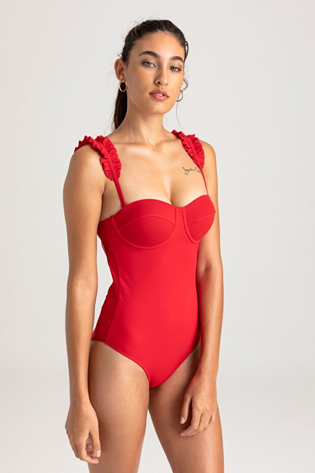 قطعة واحدة مكشكشة باللون الأحمر - 2