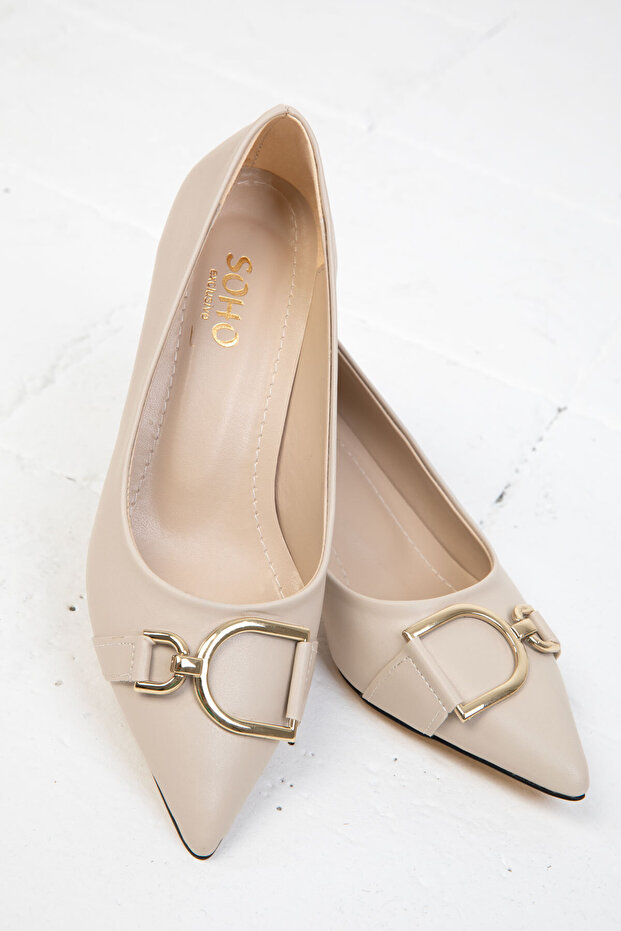 Beżowe klasyczne damskie buty na obcasie - 19548 - 5