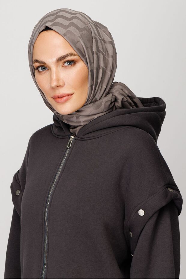Gray Checkerboard Pattern Silky Jacquard Shawl