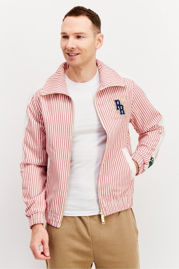 Men Sportswear Fit Long Sleeve Outdoor Jacket, Red