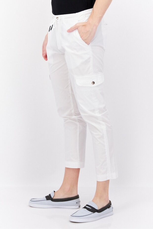 Men Regular Fit Solid Stretchable Cargo Pants, White - 2