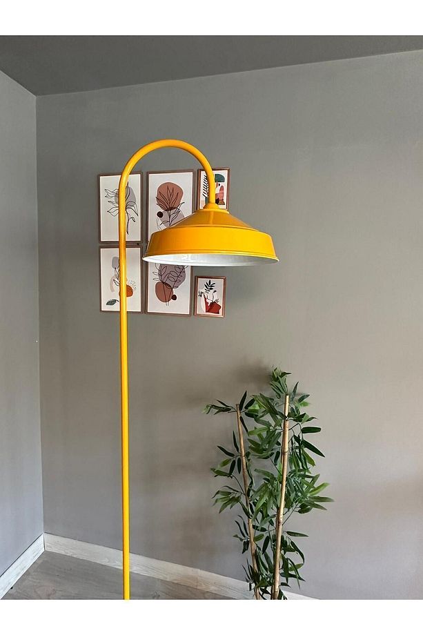Sarı Lambader Modern Dekoratif Metal Oturma Odası Çalışma Odası Zemin Lambası - 3