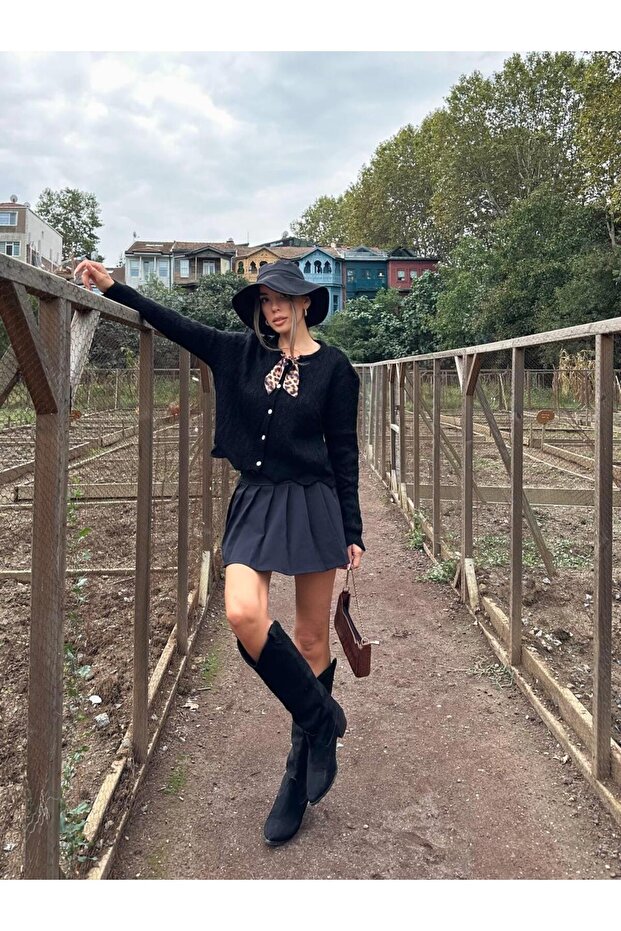 Flör Detaylı Triko Hırka - 5