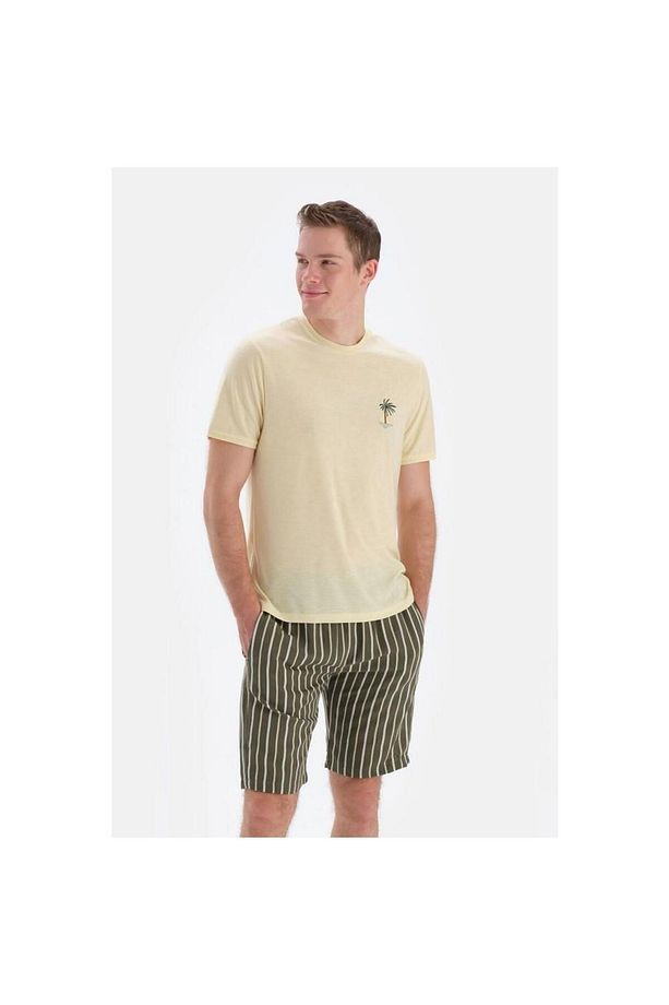 33012 Pamukl Kısa Kollu Erkek Şortlu Pijama Takımı Sarı - 1