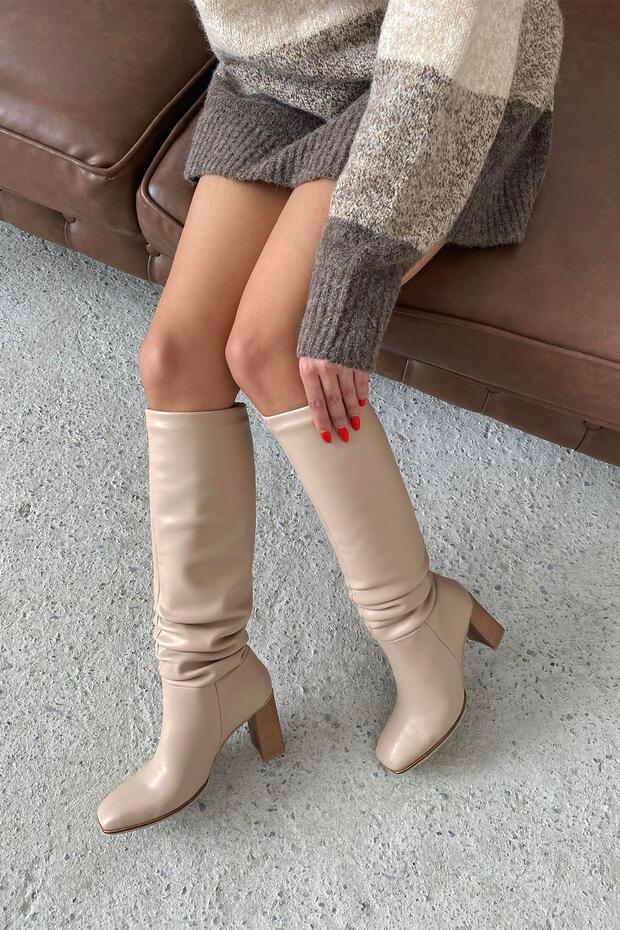Clara Women's Blunt Toe Gusseted Leather Boots Tan