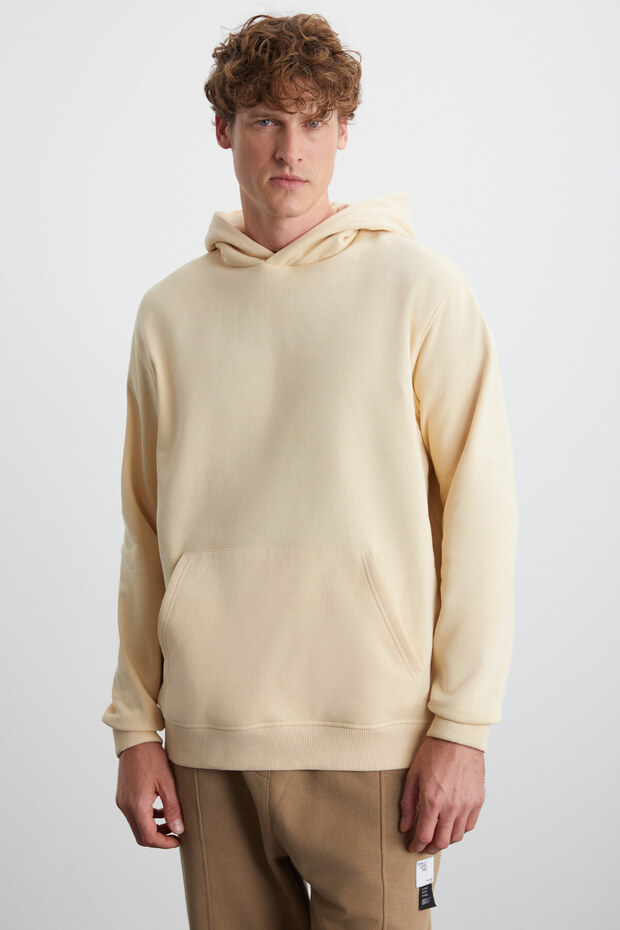 Cartmel Men's Knitted 3 Thread Relaxed Fit Comfortable Fit Hooded Beige Sweatshirt with Kangaroo Pockets