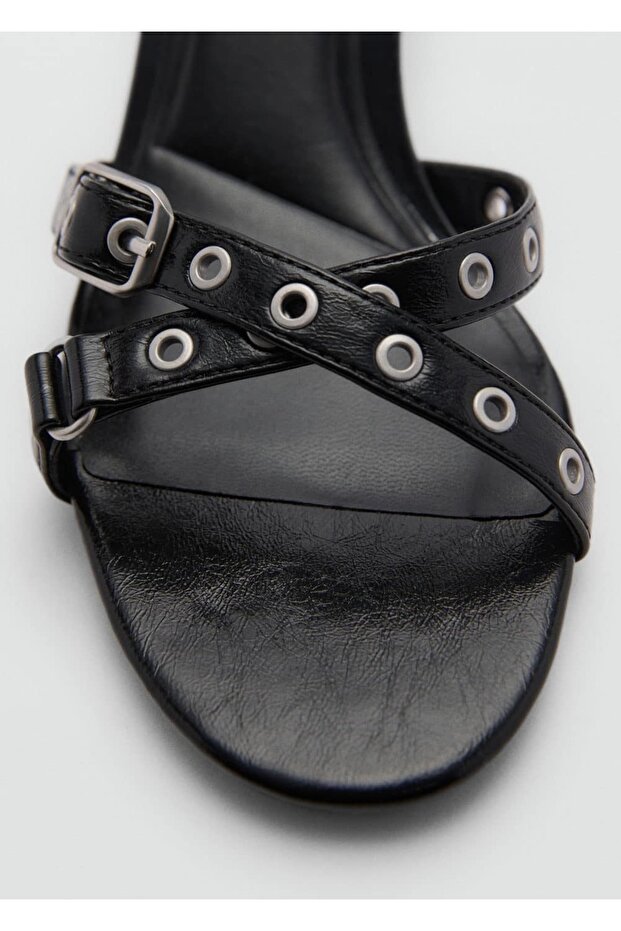 Bantlı sandalet - 4