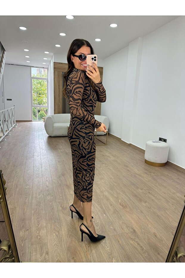Göğüsü Katlı Zebra Desen Tül Elbise - 2