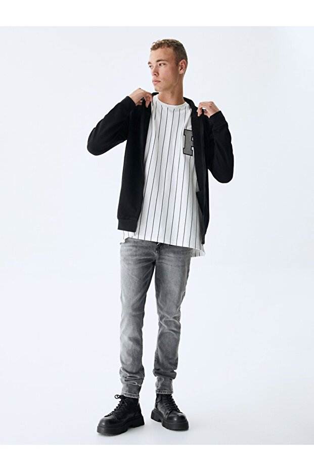 Kapüşonlu Fermuarlı Siyah Sweatshırt - 1