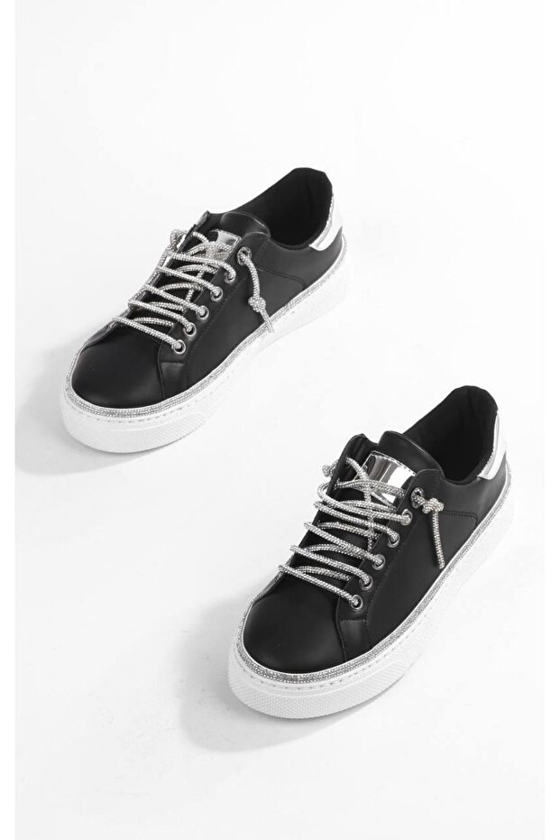 Women's Black Stone Casual Sneakers