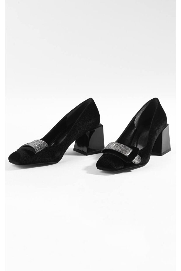 Women's Black Velvet Classic Heeled Shoes