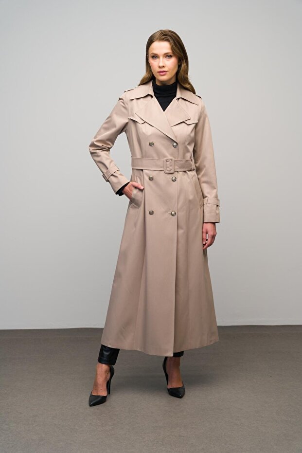 Zweireihiger, mittellanger Trenchcoat – Epaulet- und Cape-Detail, STONE 6617 - 6