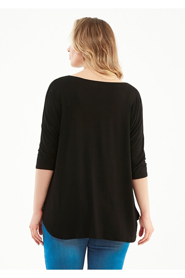 بلوزة أساسية فضفاضة ذات رقبة دائرية من الليكرا مقاس كبير - 5