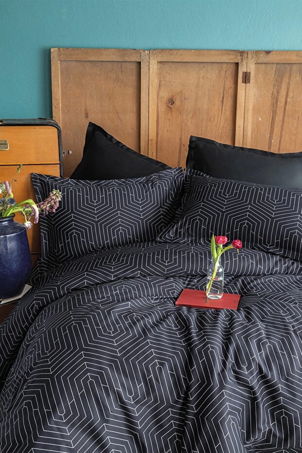 Strada Black 210 Tc (83 Tel) Cotton Satin Duvet Cover Set Double