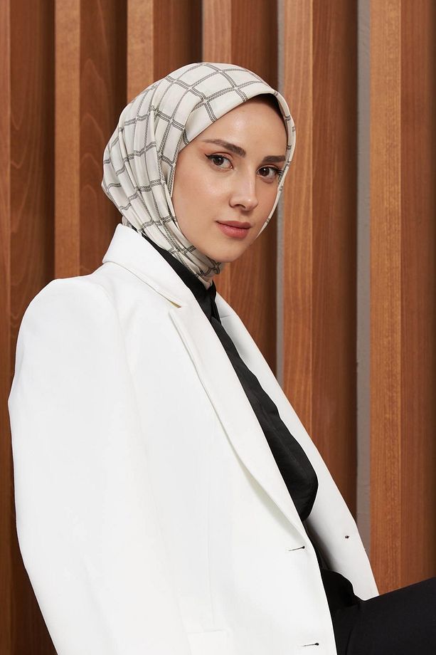 İpekhan Çizgi Desen Serisi Krem Pamuk Viskon Eşarp 1125-08 - 2