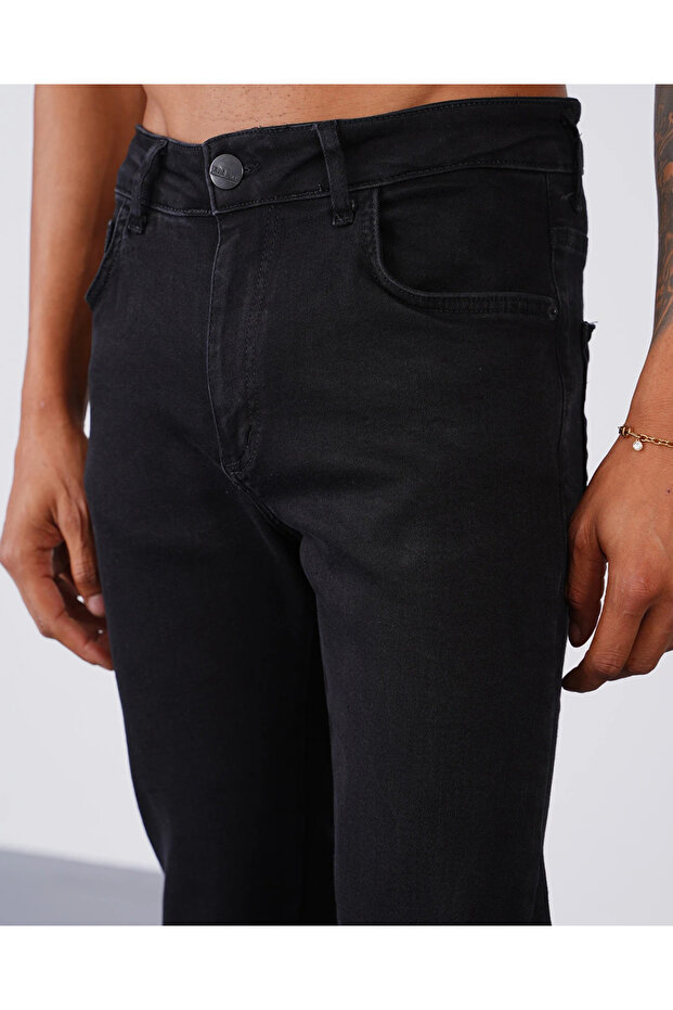 Regular Fit Flare Zipped Jean - 7