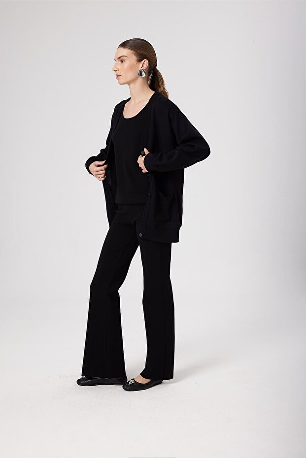 Siyah Düğmeli Basic Kadın Hırka - 2