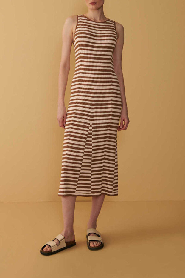 Çizgili Elbise - 3