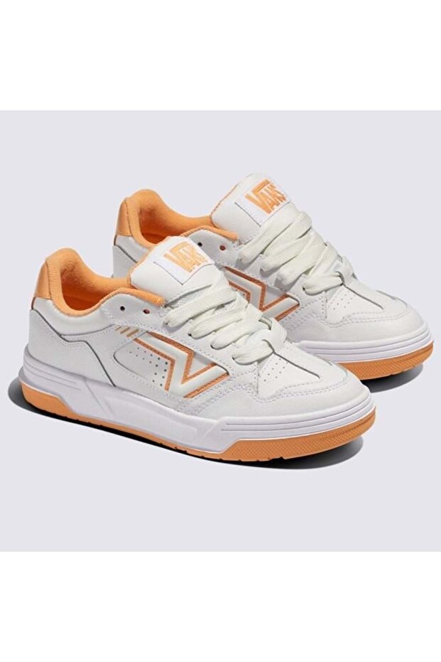 Upland Unisex Sneaker - 1