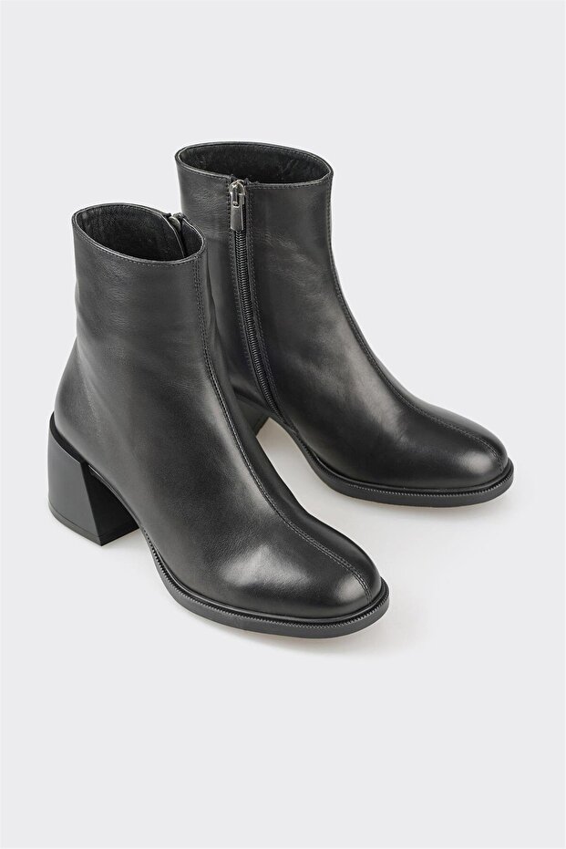 Siyah Deri Kadın Topuklu Bot - 2