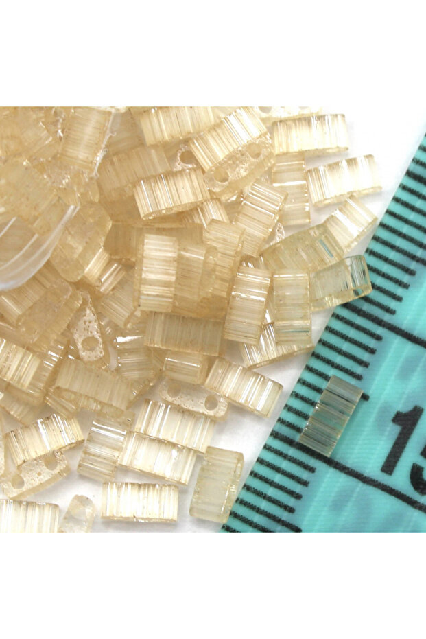 Бисер Half Tila №: 49 - 1