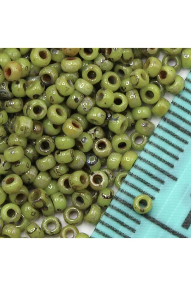 Beads Round 11-00 2 mm No: 52
