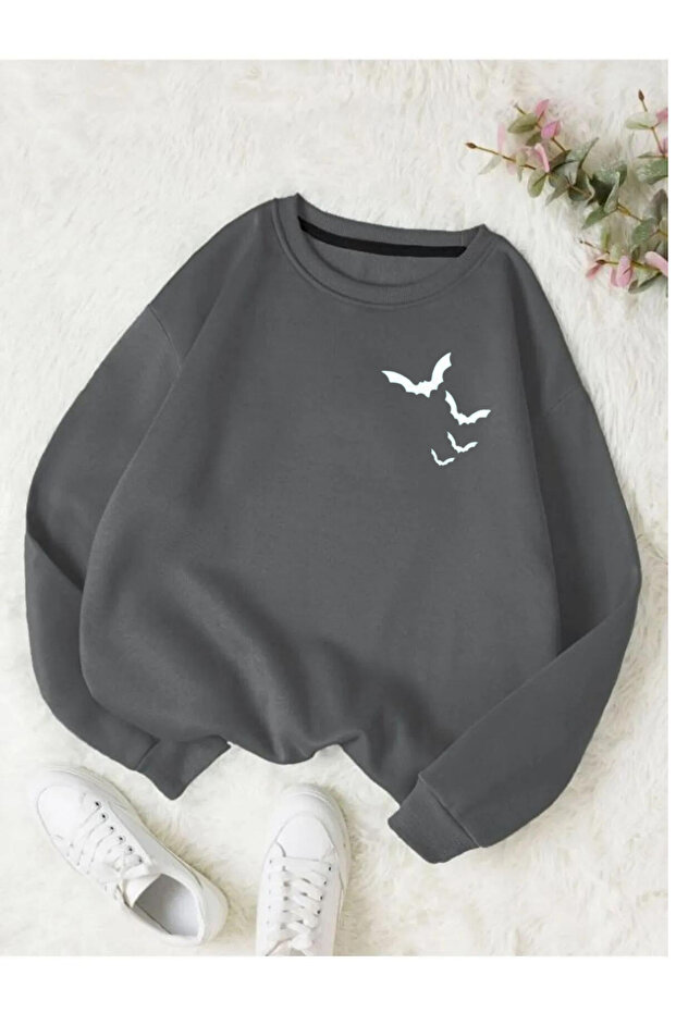 Women's Smoked Bats Printed Crew Neck Oversize Sweatshirt