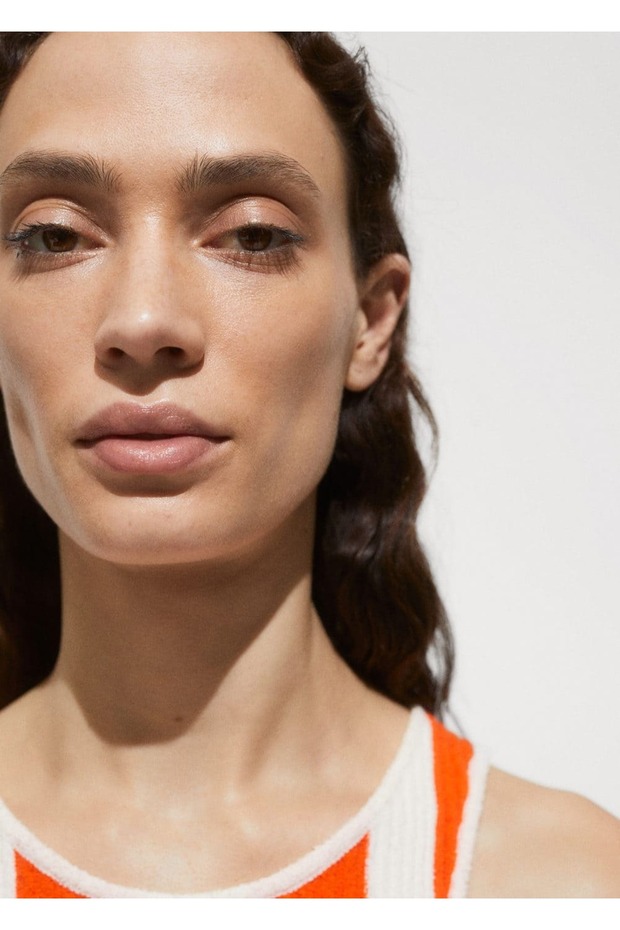 Gestreiftes, geripptes, lockiges Strickkleid - 5