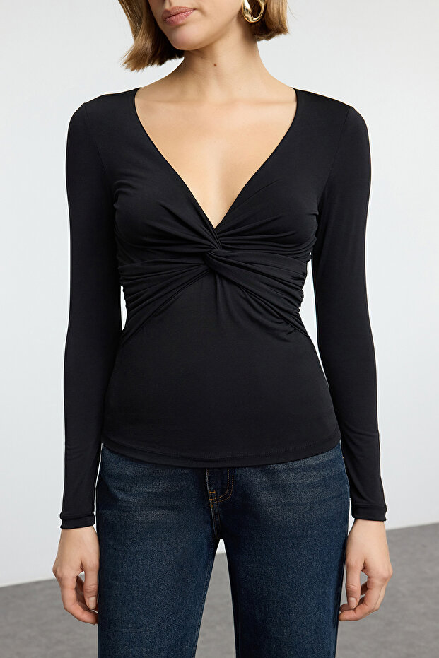 Siyah Büzgü/Drape Detaylı Fitted/Vücuda Oturan Uzun Kollu Esnek Örme Bluz TWOAW25BZ00247 - 3