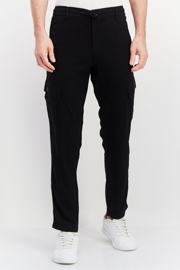 Men Regular Fit Solid Cargo Pants, Black - 1