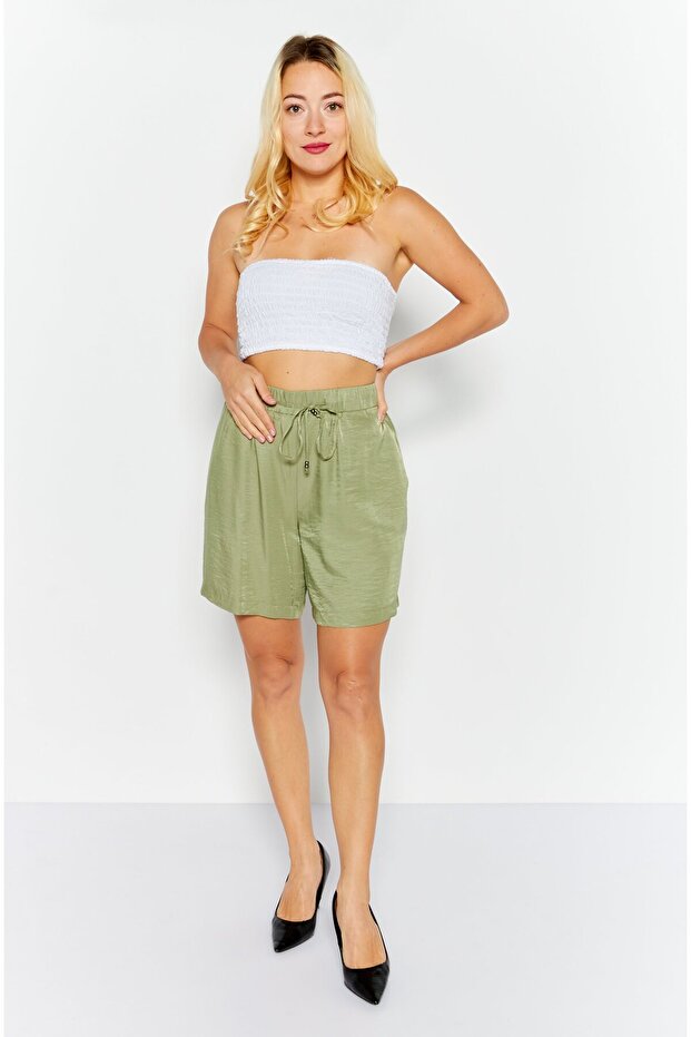 Women Solid Drawstring Basic Shorts, Green - 2