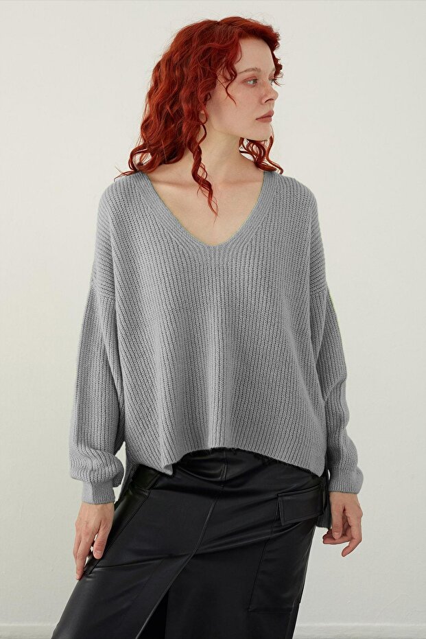 Gray V-Neck Basic Knitwear Sweater - 2