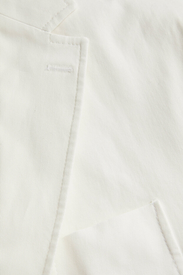 BEYAZ DÜĞMELİ CEKET - 4