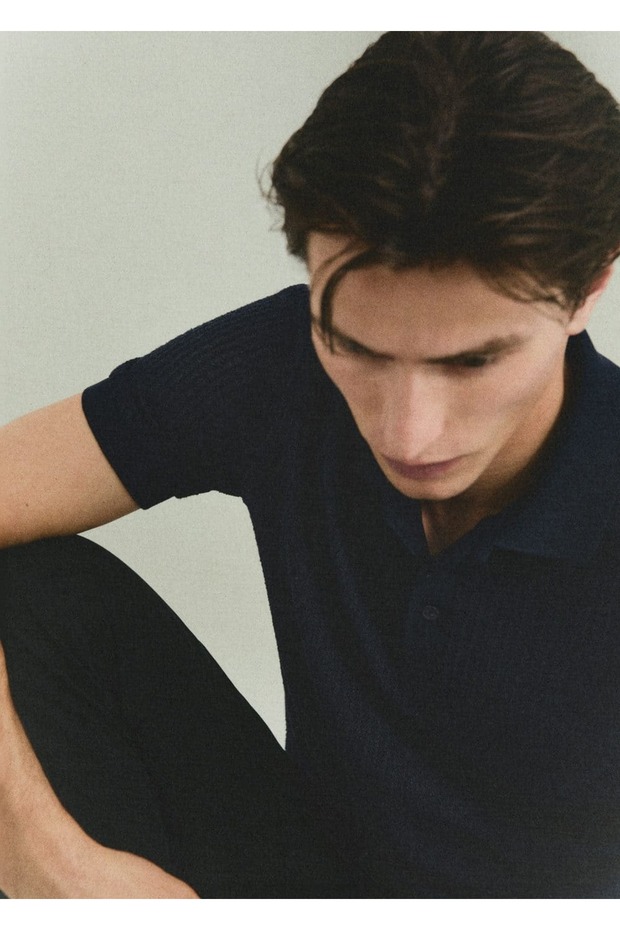 Normal geschnittenes, durchbrochenes Strickpoloshirt - 7