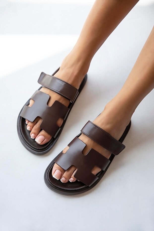 Palmeira Women's Velcro Strap Leather Slippers Brown