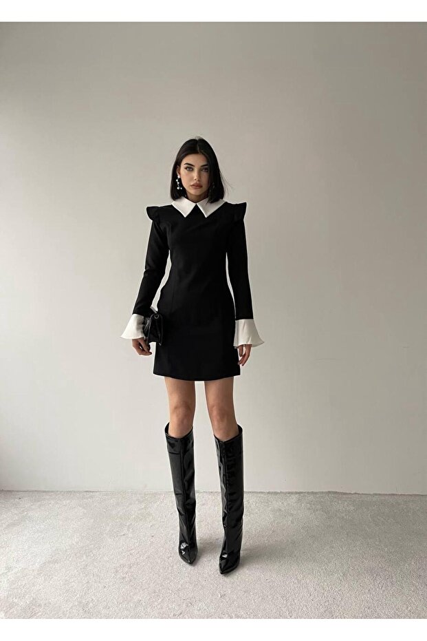 Rochie neagră mini Aysira cu guler ascuțit căptușit - 1