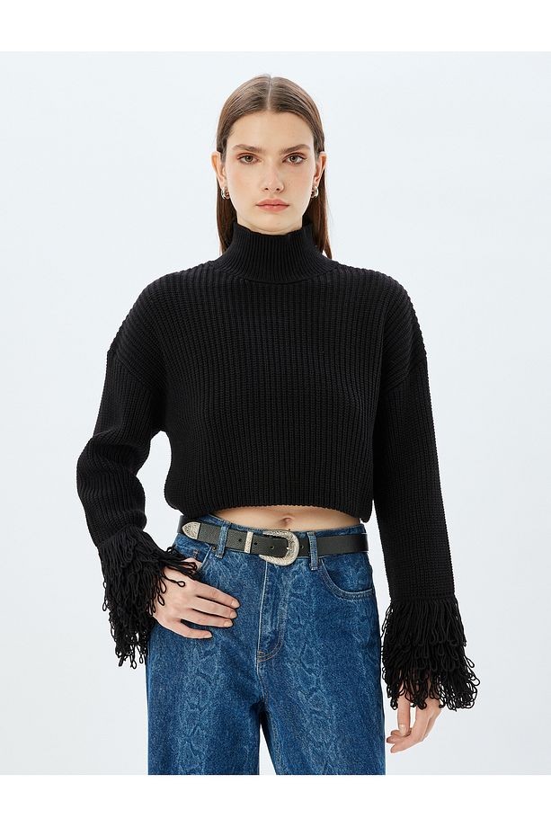 X Zeynep Bastık - Balıkçı Yaka Uzun Kollu Püsküllü Crop Triko Kazak - 3