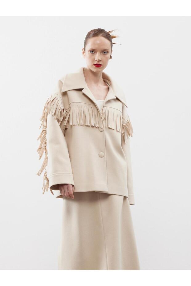 Püsküllü Oversize Bej Kaşe Ceket - 1
