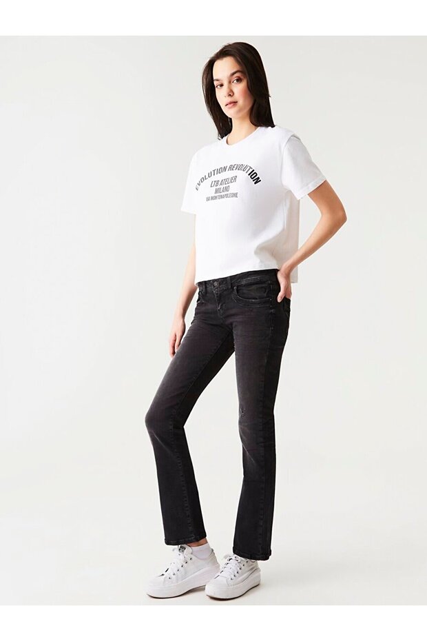 Valerie Boru Low-Waist Jeans
