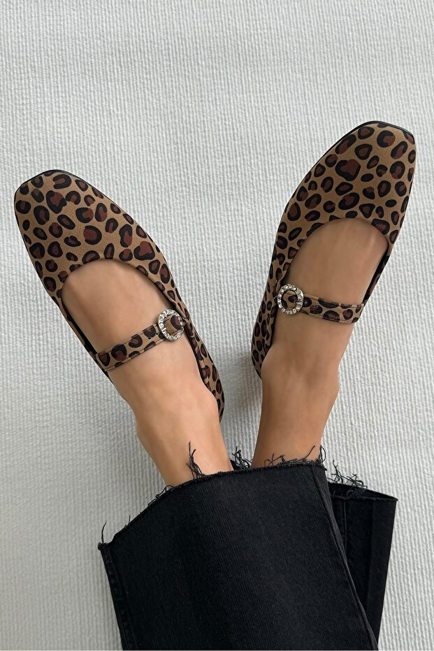 Berny Women's Belt Detail Fabric Ballerina Leopard