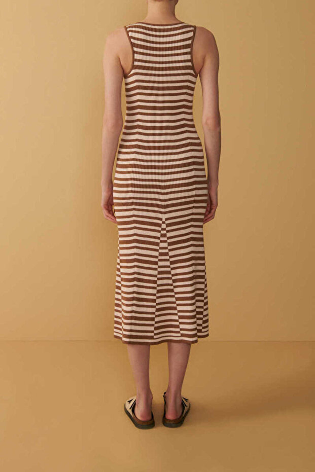 Çizgili Elbise - 5